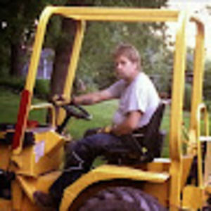 Meet your Posher, Tom